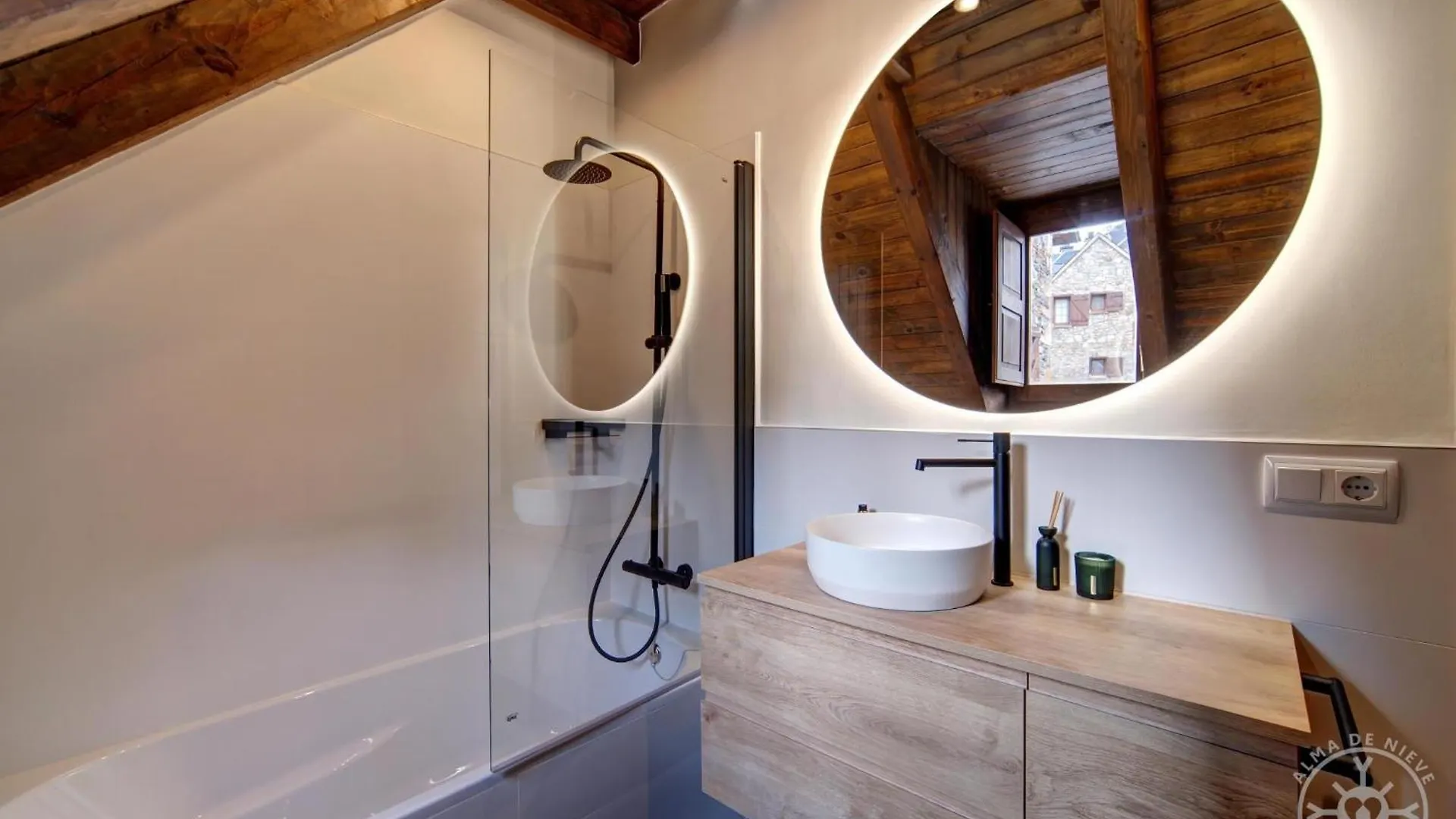 Holiday home Casa Eth Garret En Salardu Villa